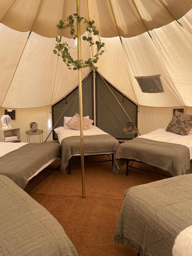 Bell Tent Village Ноттингем Экстерьер фото