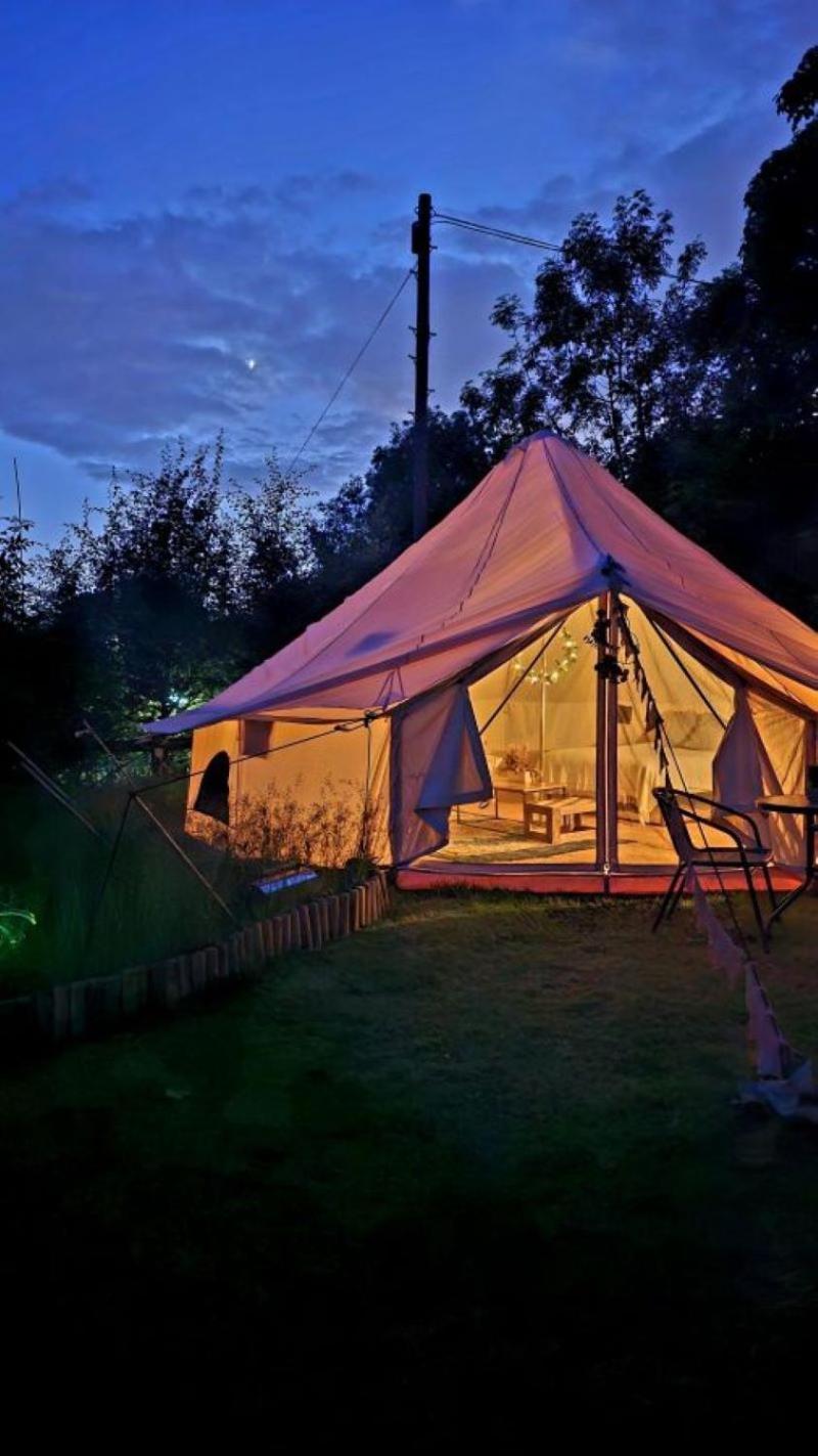 Bell Tent Village Ноттингем Экстерьер фото